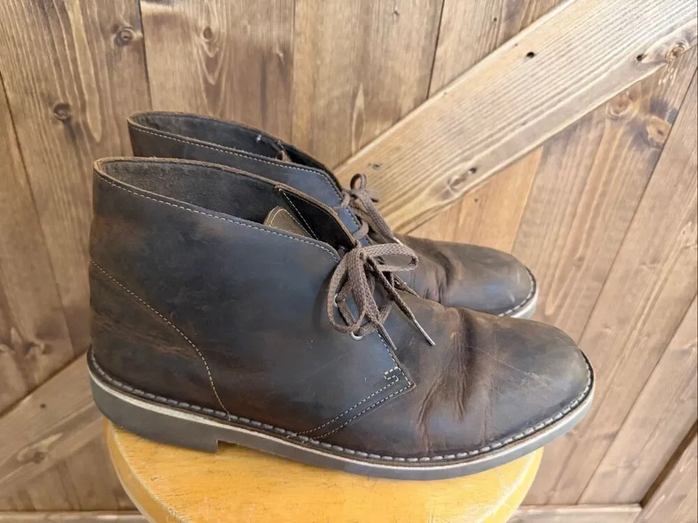Clarks Men’s Brown Leather Chukka Boots – Size 10.5